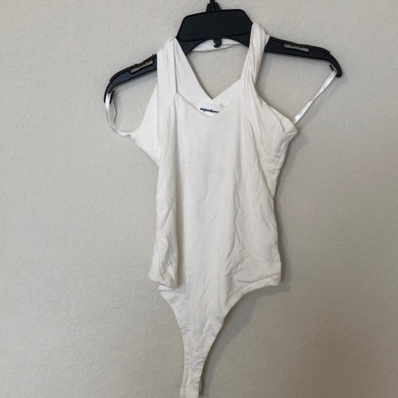 Superdown Gene Cross Front Bodysuit in White - Picture 5 of 13